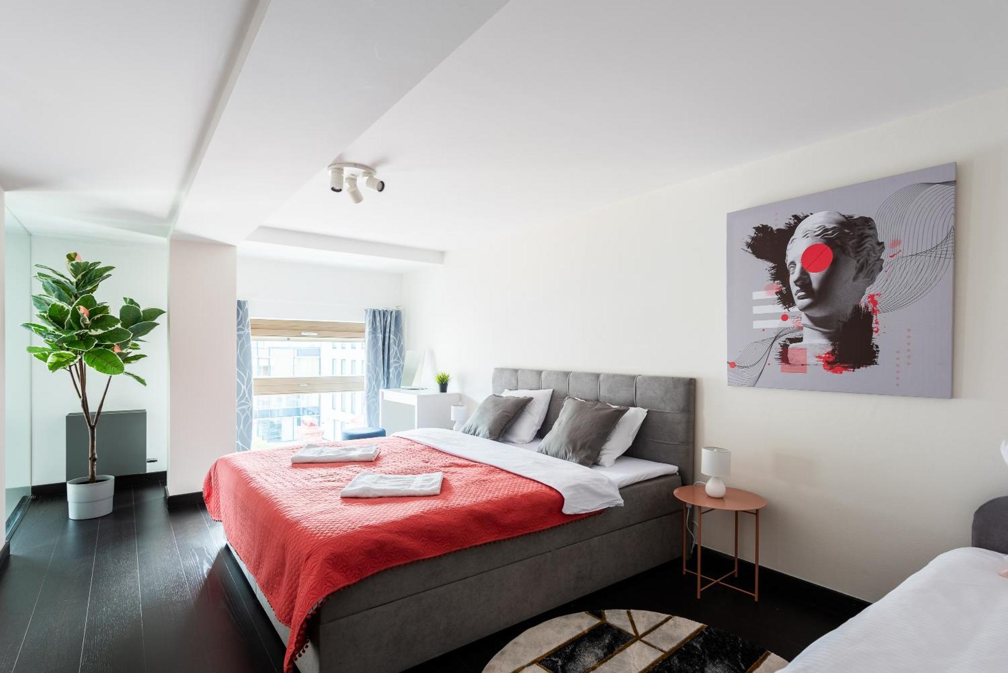 Apartments With Large Balcony, Parking ปราก ภายนอก รูปภาพ