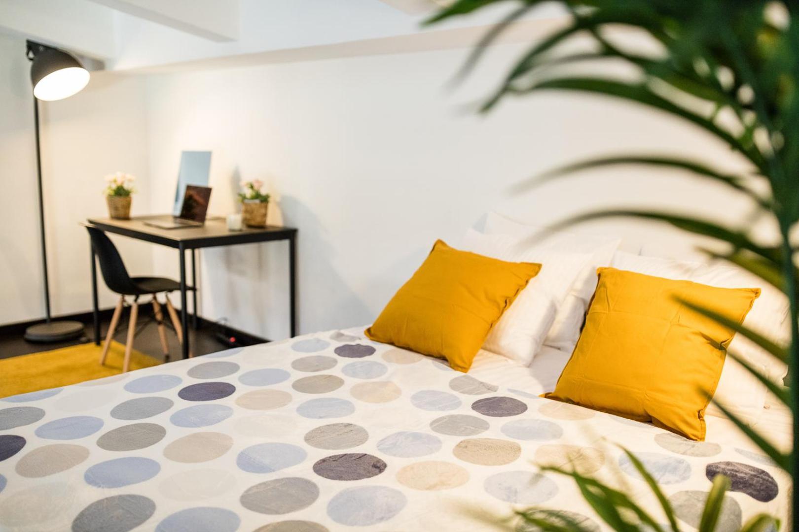 Apartments With Large Balcony, Parking ปราก ภายนอก รูปภาพ